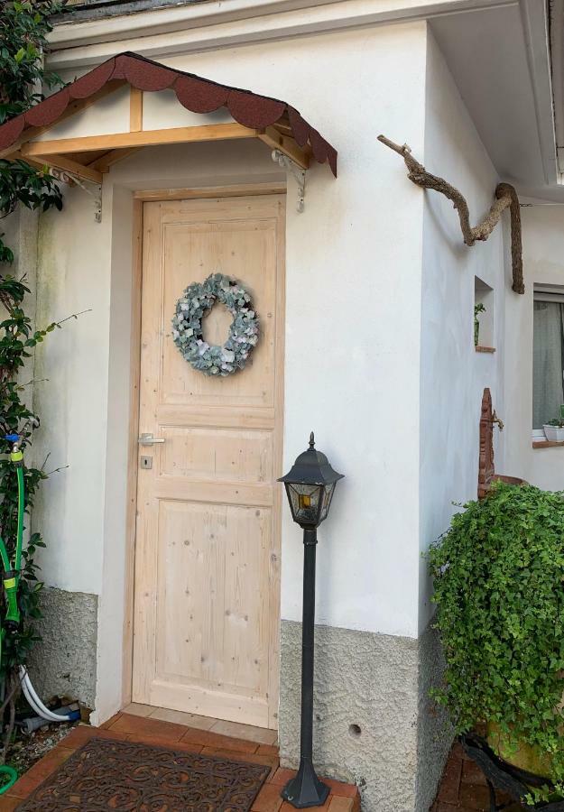 Hotel Borgo Dei Pescatori Lecco Exterior foto